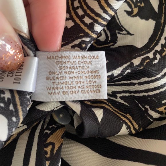 Chicos Banded Blouse top Womens Size 8 Mixed Media Print Zebra Paisley - Picture 7 of 8